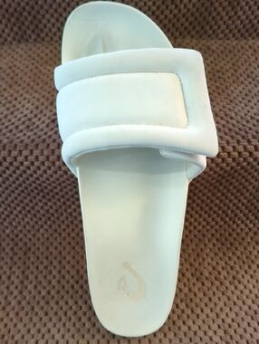 Olukai Pehuea Lī Style RIGHT SIDE ONLY!!!